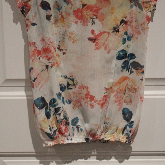 3/$30 🏷 Smart Set Floral Blouse Size XS - Picture 6 of 6